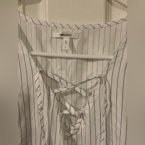 NWOT Maurice’s blouse - Picture 3 of 3